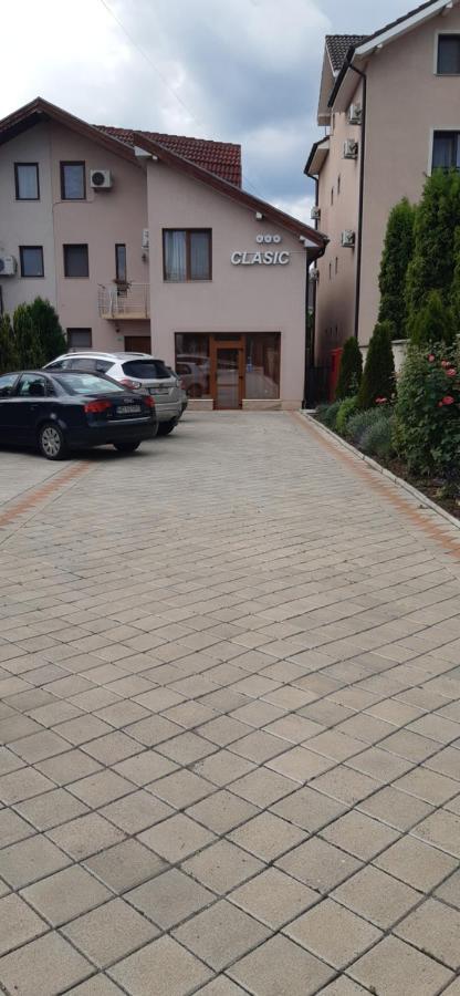 Pensiunea Clasic Hunedoara Pestisu Mare Dış mekan fotoğraf